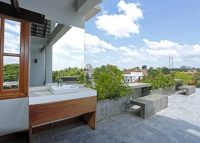 Seuya Hotel 3*