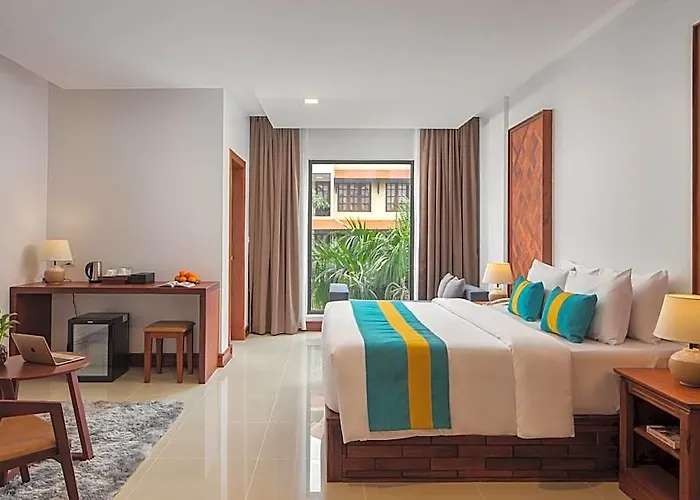 Seuya Hotel 3*