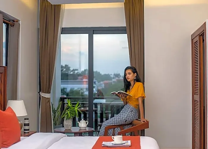 Seuya Hotel 3*